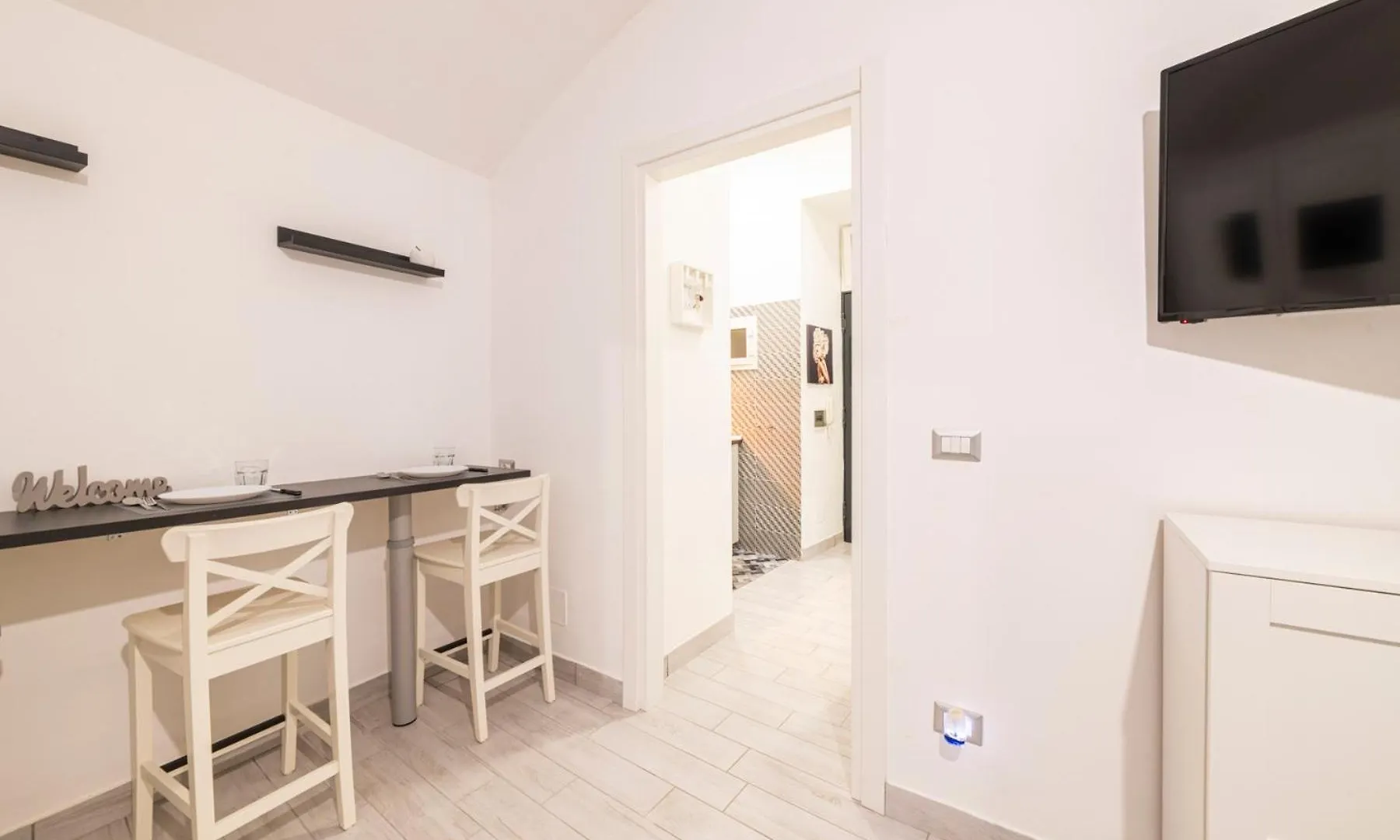 Rita'S House By Domusextra Apartment Naples
