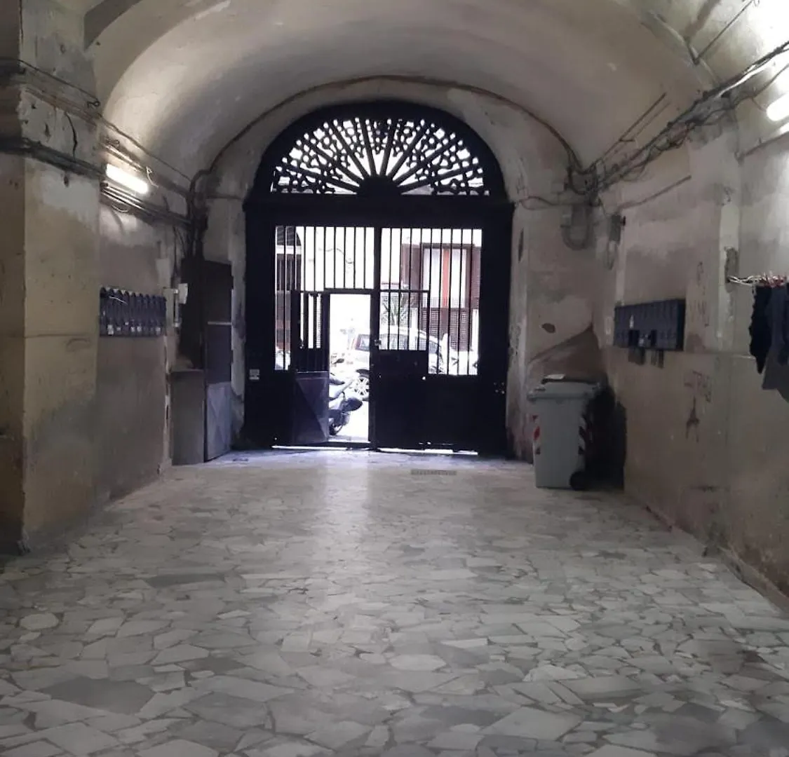 Rita'S House By Domusextra Apartment Naples
